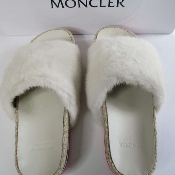MONCLER Evelyn fur sandal slide size 39 NIB RARE - Picture 2 of 11